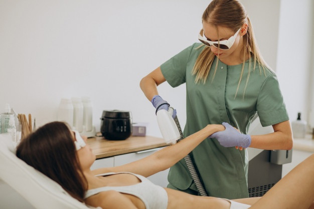 Persiapan yang Tepat Sebelum Laser Hair Removal?